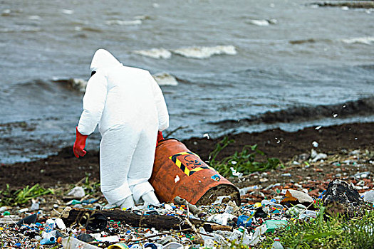 人,防护服,有害废物,污染,岸边