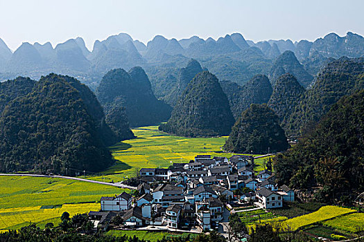 万峰林农村地区