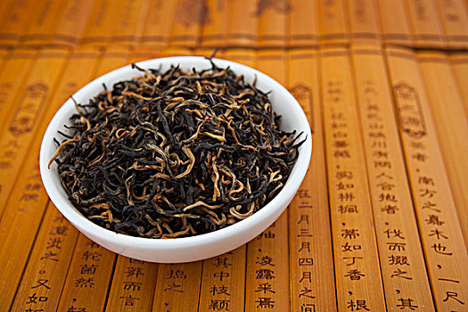 http://www.qunran.cn/html/25a4899926.html