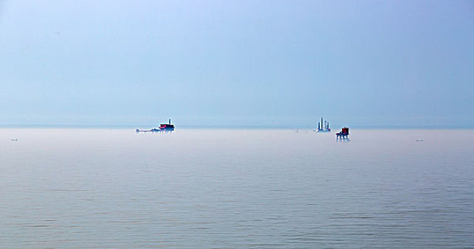 胜利油田海上油区风光