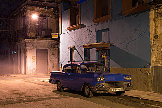 老,美洲,停放,夜晚,哈瓦那旧城