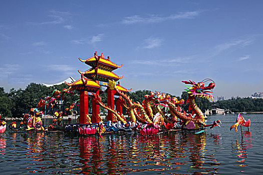 龙潭湖公园国庆节