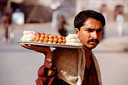 巴基斯坦,旁遮普,木尔坦,男人,拿着,托盘,甜食,销售