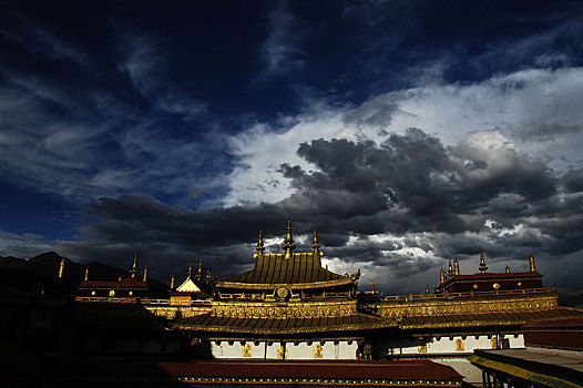 西藏风光大昭寺