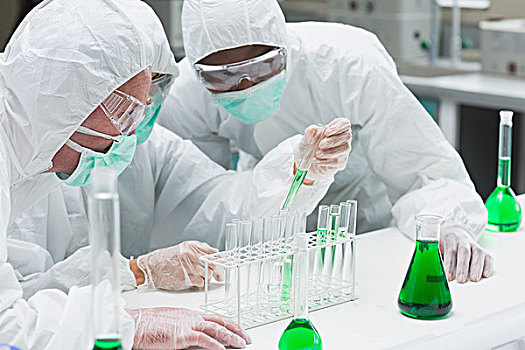两个,化学家,实验,绿色,液体,实验室