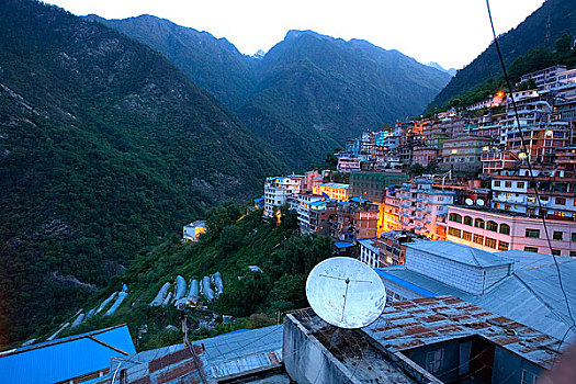 西藏聂拉木樟木镇