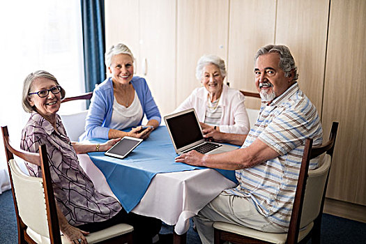 微笑,老人,坐,科技,桌子,老年之家