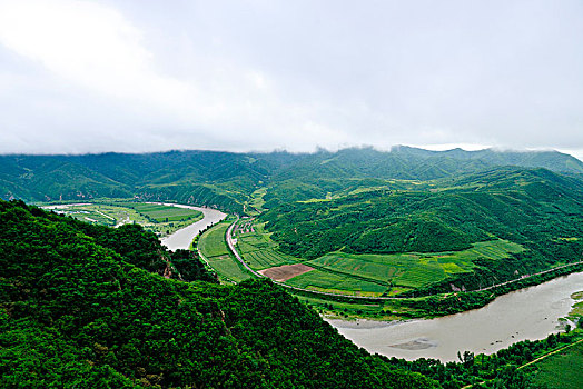 吉林省图们江峡谷外滩自然景观