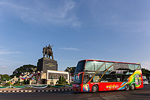 国王,纪念建筑,大象,红色公交车,省,泰国,亚洲