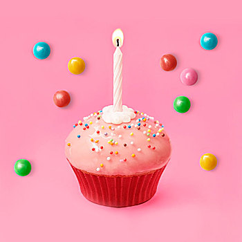 杯形蛋糕,一个,生日蜡烛,粉色背景