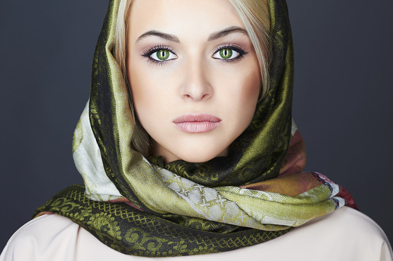 美女,金发,女人,俄罗斯人,眼睛,化妆_高清图片_全景视觉