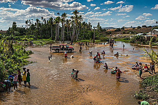 许多,人,洗,河,地区,马达加斯加,非洲