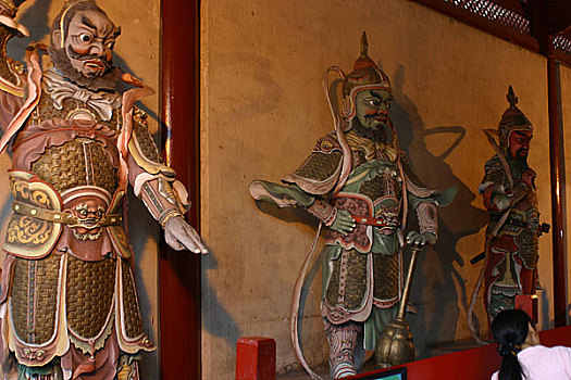 广州黄埔菠萝涎庙会--大殿三大护法神像