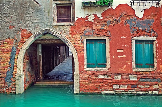 狭窄,运河,建筑,老,红砖,房子,威尼斯,意大利