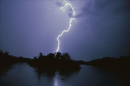 闪电,上方,干河道,下雨,季节,卡卡杜国家公园,澳大利亚