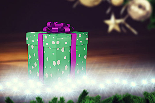 绿色,圣诞礼物,紫色,丝带,木质背景