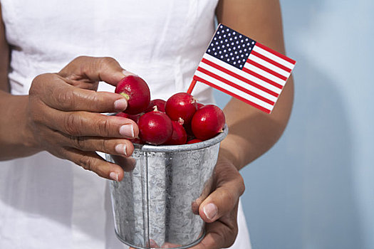 女人,拿着,小,桶,萝卜,美国国旗