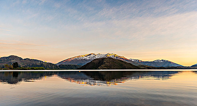 日出,早晨,气氛,山,反射,瓦纳卡,湖,岩石,顶峰,湾,奥塔哥,南部地区,新西兰,大洋洲