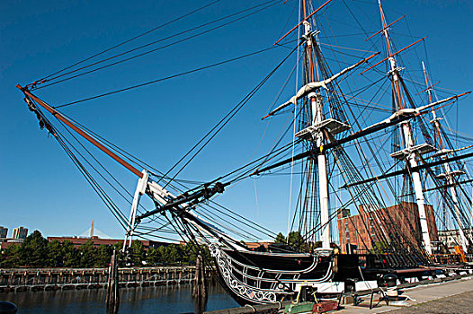 宪法号,博物馆,船,船首,桅杆,索具,海军造船厂,自由之路,波士顿,马萨诸塞,新英格兰,美国,北美