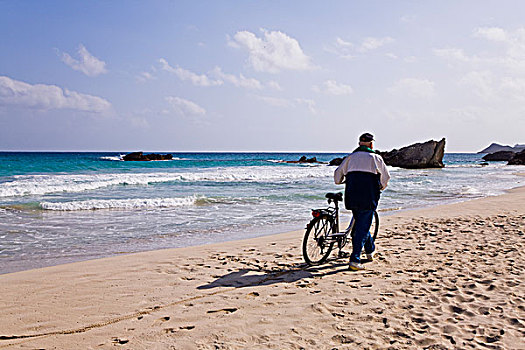 骑自行车,海滩