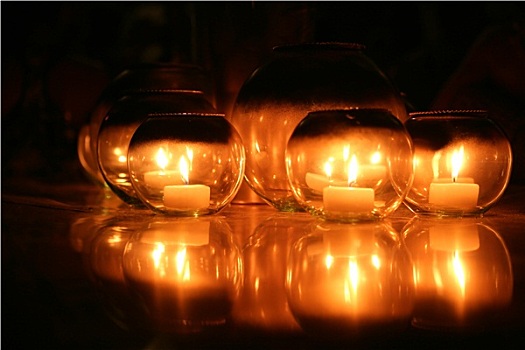 蜡烛,圆,玻璃,上方,黑色背景