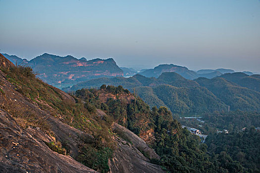 山,丹霞,晚霞,蓝天,黄昏,山脉,驴友,河流,地质公园,丹霞地貌,灌木,树,草,倒影,素材,平面设计