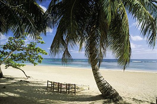 多米尼加共和国,折叠躺椅,海滩