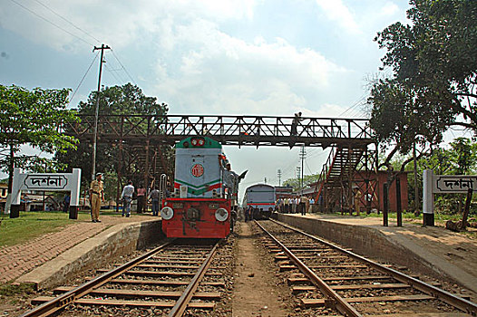 高速列车,铁路,连通,列车,服务,孟加拉,印度,城市,加尔各答,孟加拉人,首都,达卡,2008年
