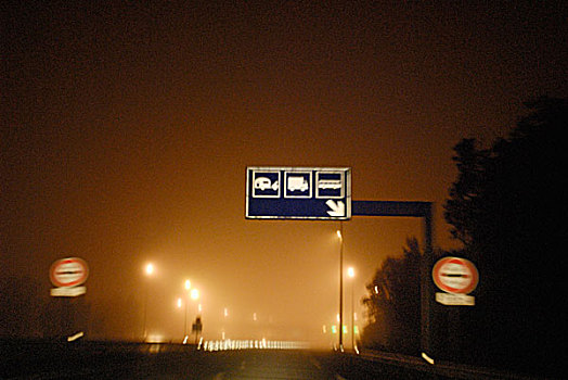 夜晚,雾气,靠近,收费站,公路