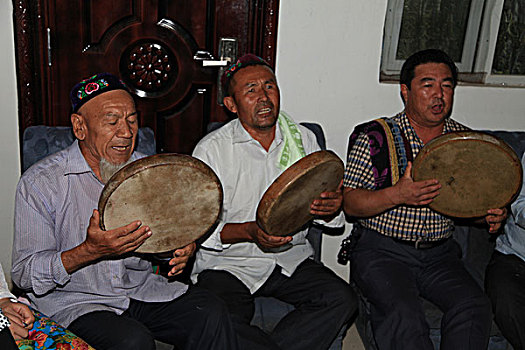 维吾尔族传统麦西来普