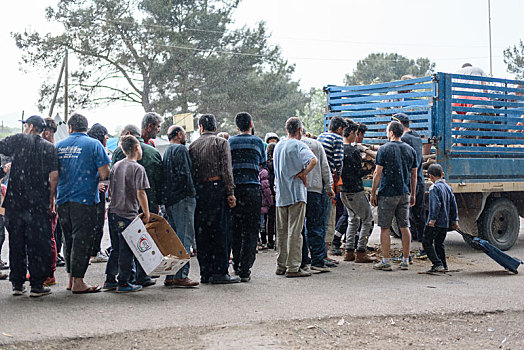 男人,站立,队列,木柴,难民,露营,希腊,边远地区,马其顿,四月