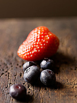 草莓,蓝莓