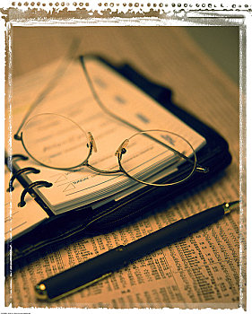 眼镜,日记,财经专栏,笔