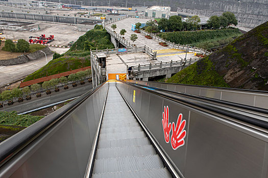 三峡水电站景区手扶电梯