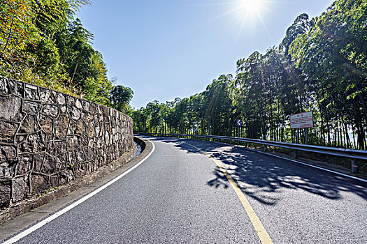 山路风景