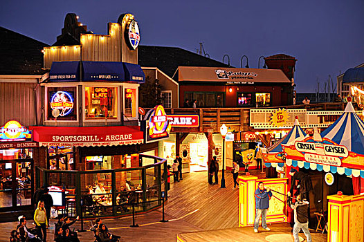 餐馆,马戏团,游客,39号码头,码头,旧金山,加利福尼亚,美国