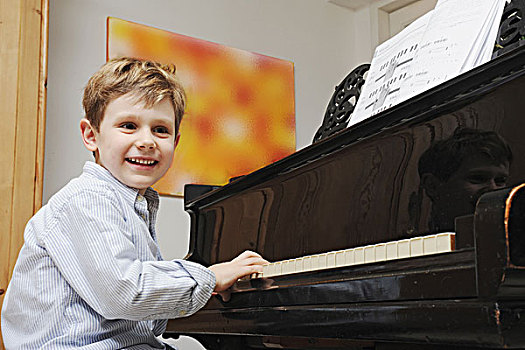 男孩,演奏,钢琴,客厅