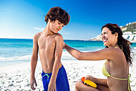 可爱,母亲,施用,防晒霜,儿子,海滩