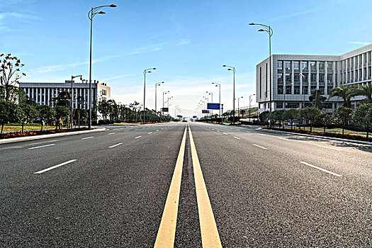 机场高速公路和建筑