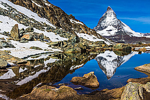 大石头,围绕,山,马塔角,反射,小,湖,靠近,策马特峰,瑞士