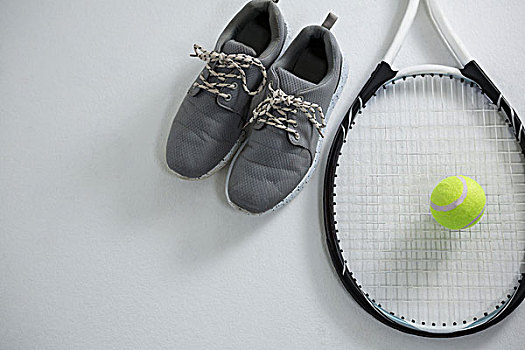 特写,球拍,网球,运动鞋,白色背景,背景
