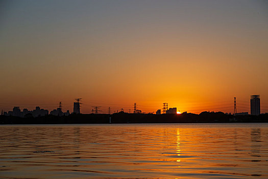 中国江苏苏州阳澄西湖湾夕阳风光