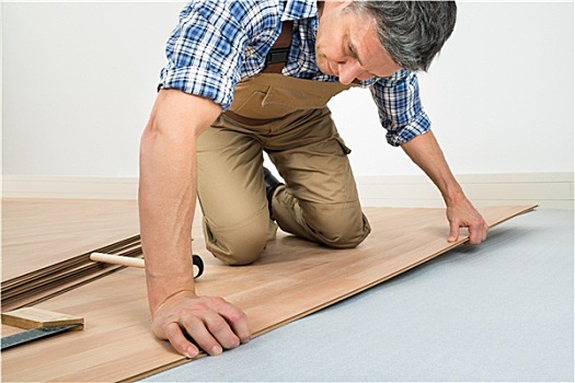 男人,安装,新,木地板