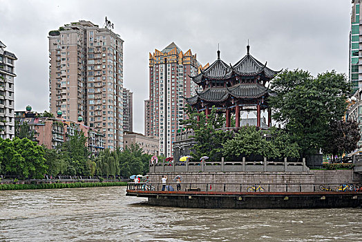 成都雨后的合江亭