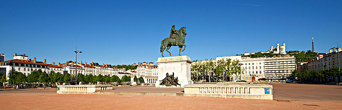 法国,里昂,历史遗迹,世界遗产,联合国教科文组织,骑马雕像,路易十四,地点,背景