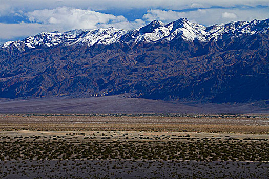 死谷,靠近,雪,葡萄藤,山,死亡谷国家公园,莫哈维沙漠,加利福尼亚,美国