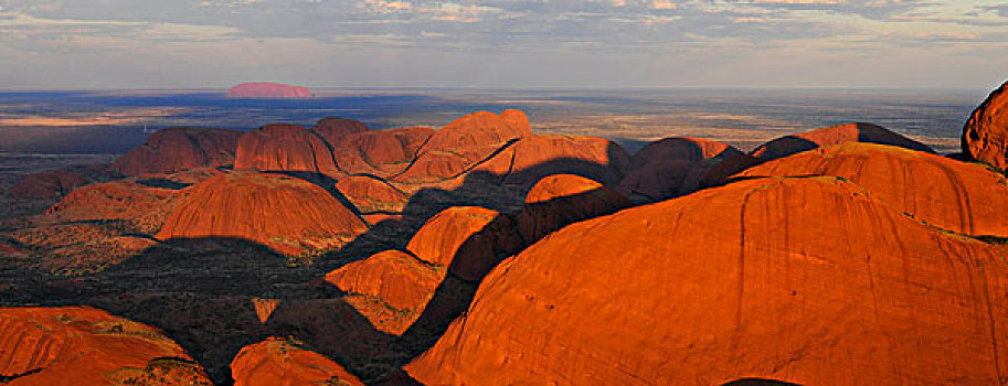 全景,俯视,风景,奥尔加,正面,乌卢鲁巨石,石头,日落,乌卢鲁卡塔曲塔国家公园,北领地州,澳大利亚