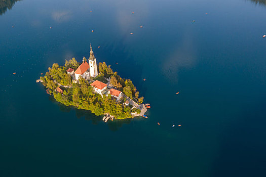 斯洛文尼亚著名景点布莱德湖航拍美景