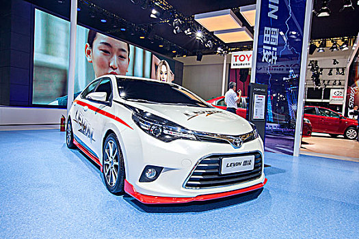 上海,上海浦東國際車展,豐田,豐田展臺,雷凌,展覽,汽車,工業,展會,科技,上海國際展覽中心,一輛,特寫,室內,彩圖,橫圖