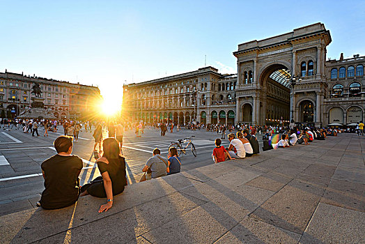 意大利,伦巴第,米兰,广场,中央教堂,进入,画廊,购物,拱廊,建造,19世纪